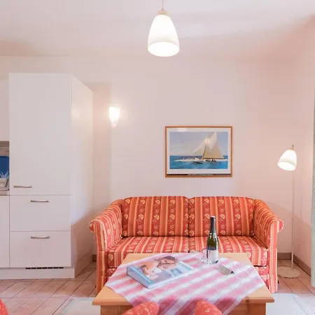 Ferienhaussiedlung Strandperlen Buchenhof 5c * Wustrow (Fischland)